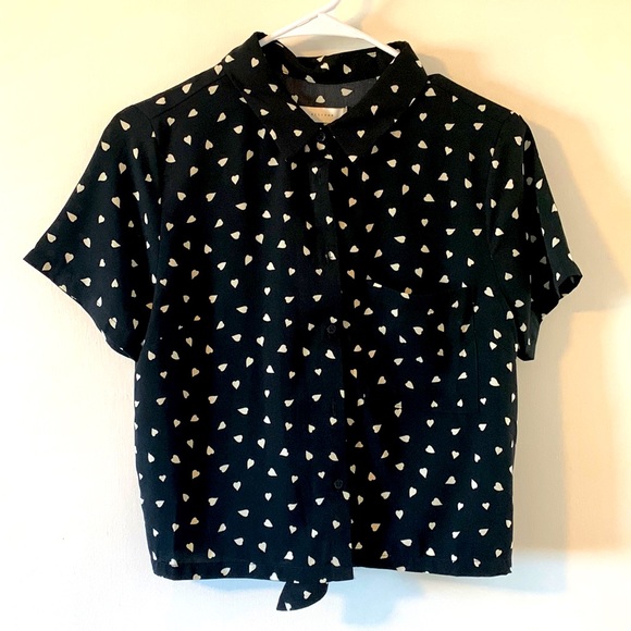 Black & White boxy cut blouse heart pattern - Picture 1 of 5